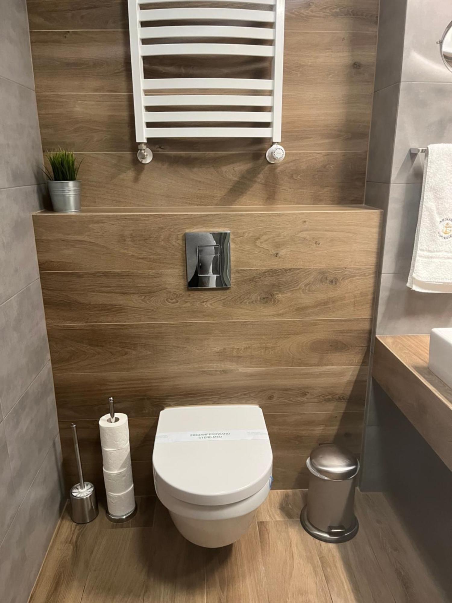 Apartamenty Kapitanskie Blizej Morza 코워브제크 외부 사진